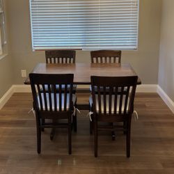 Wooden Dining Room Table (no chairs)