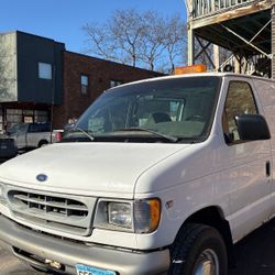 2001 Ford Econoline