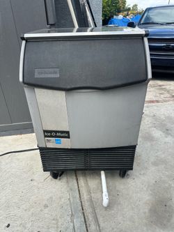 Under counter Ice-O-Matic Commercial Ice Machineddd
