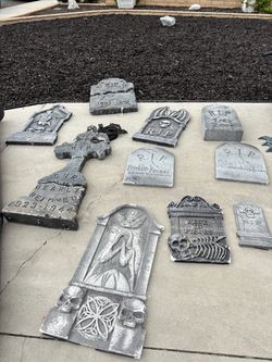 Halloween headstones for yard decor