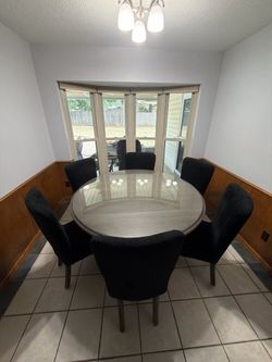 Dinning Table