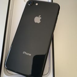 Iphone 8 Jet Black 64GB ANY CARRIER