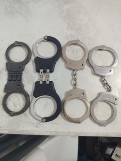 Handcuffs - Security gear