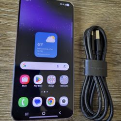 Like new ! 📱Unlocked Purple Samsung Galaxy S22~