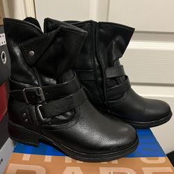Bare Trap Women’s Moto Style Boot