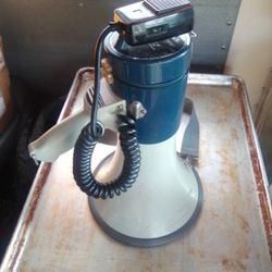 Megaphone