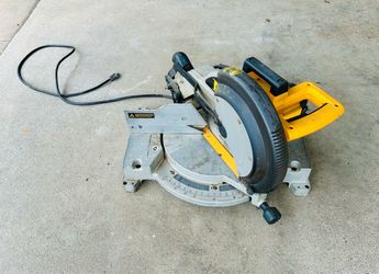 DeWalt DW705 compound miter saw 12-inch