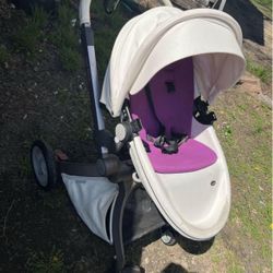 Hot Moms Stroller 
