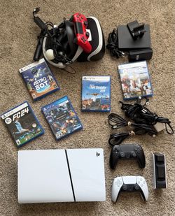 Playstation 5 Slim disc edition + PS5 extras