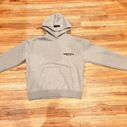 Essential hoodie