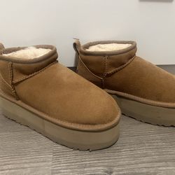 UGG Boots 