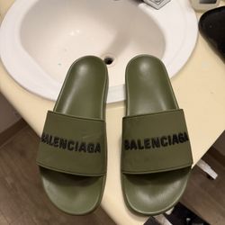Men’s Khaki Balenciaga Slides Size 43