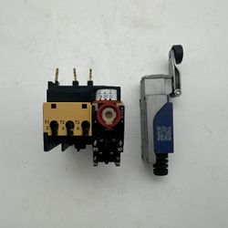Allen Bradley Overload Relay w/ Telemecanique Limit Switch