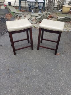 wood stool