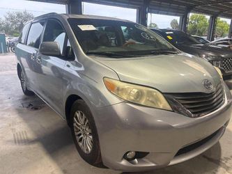 2011 Toyota Sienna