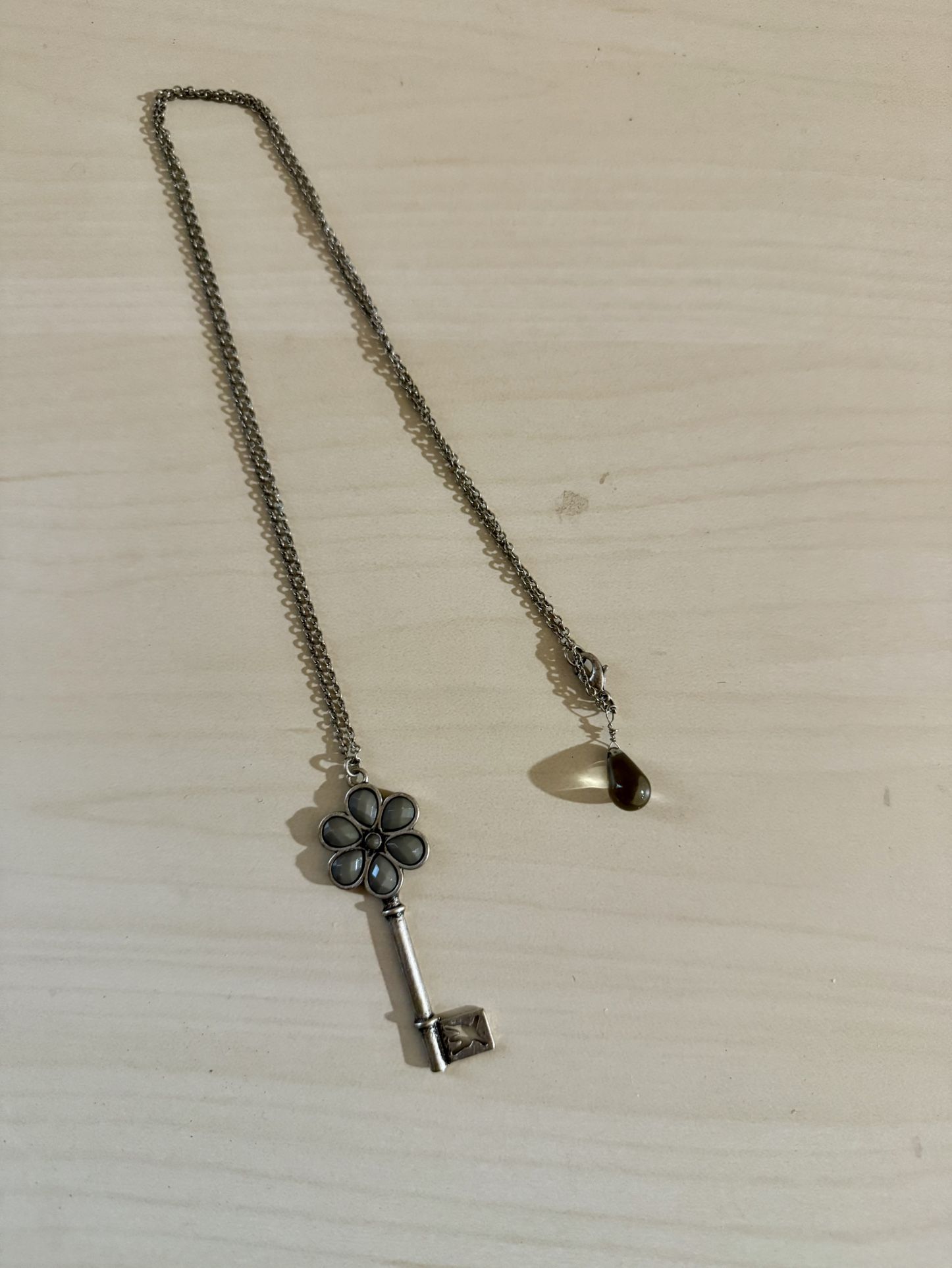 Flower Key Shape Necklace - Free With Any Purchase 