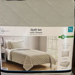 Quilt Set With Sheets Twin New
