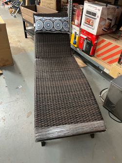 Pool Side Wicker Adjustable Chaise Lounger Chair