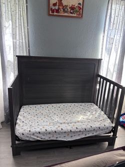 Baby crib