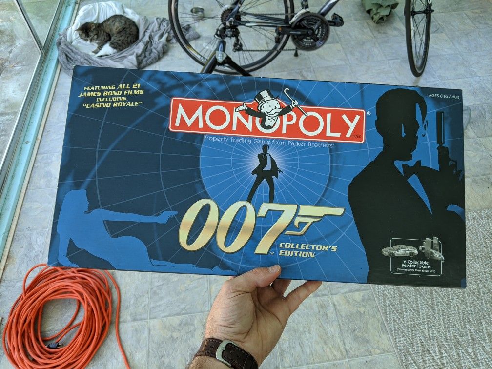 Monopoly - James Bond collector's edition
