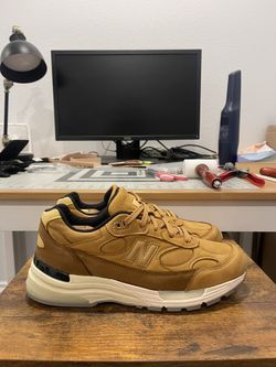 New Balance 992 Wheat Size 9.5