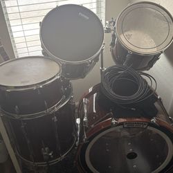 Drum Set 