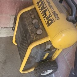 Dewalt Compressor 