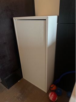 IKEA Eket cabinet with door and shelf in white