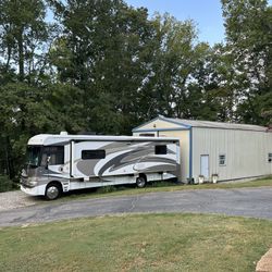 2011 Itasca by Winnebago Suncruiser