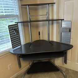 Corner desk