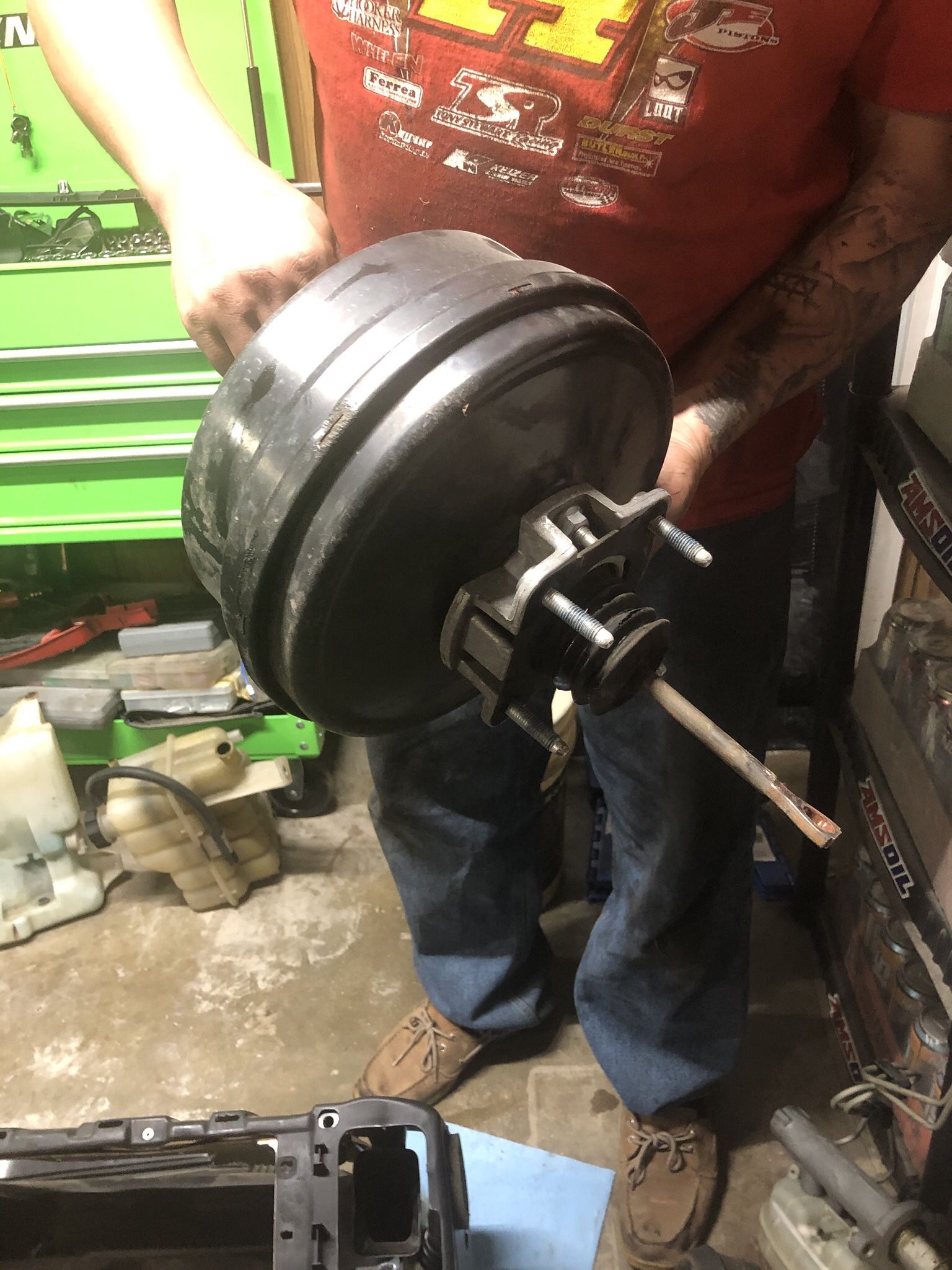 99-06 Silvrado Brake Booster