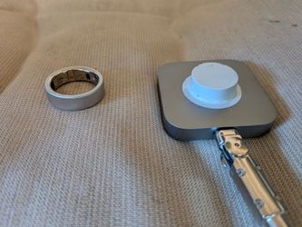 Oura Ring 4  with Charging Dockur