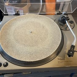 Technics SL 1800 Turn table 
