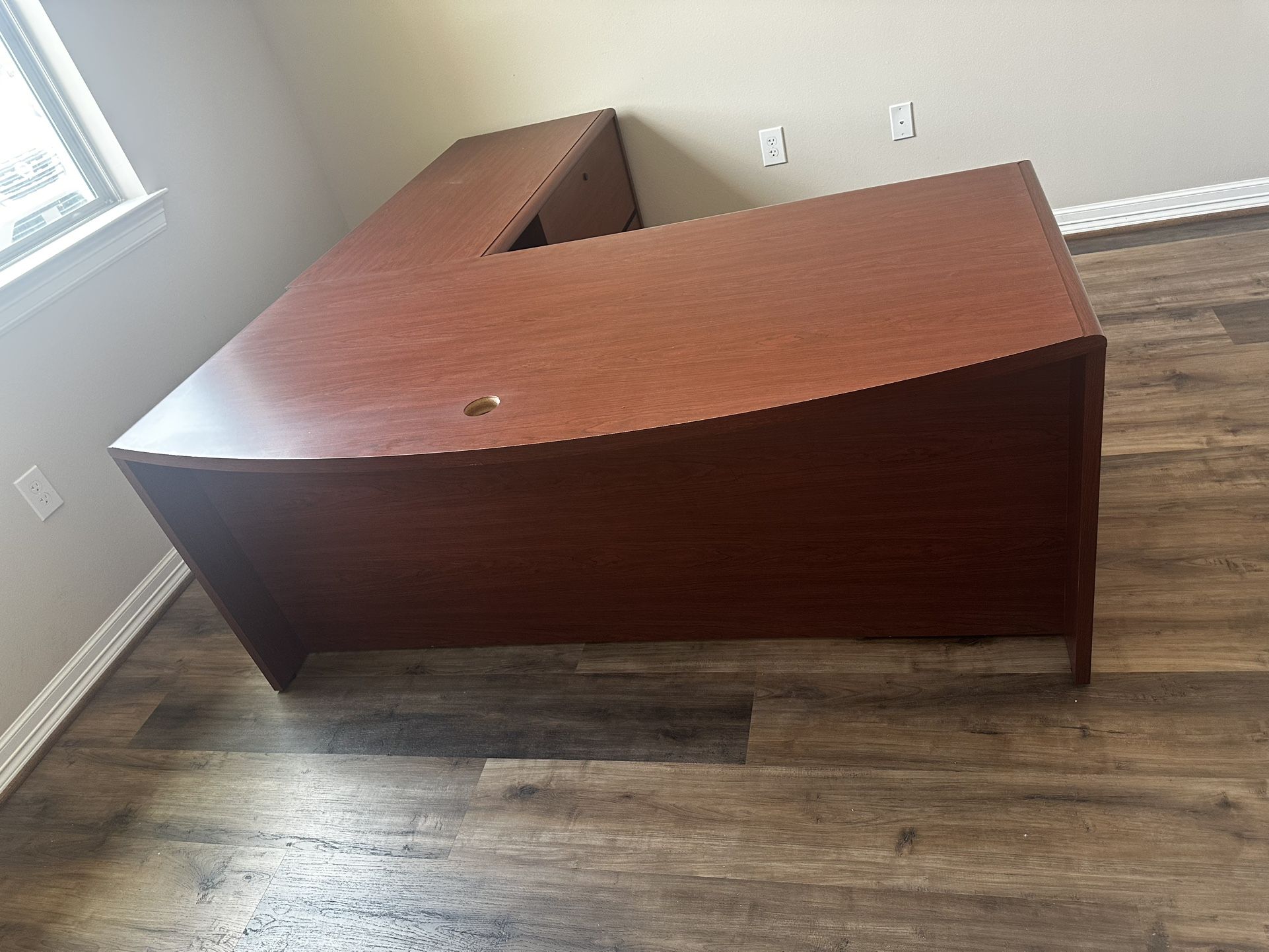 OFFICE/HOME DESK L-SHAPE DESK