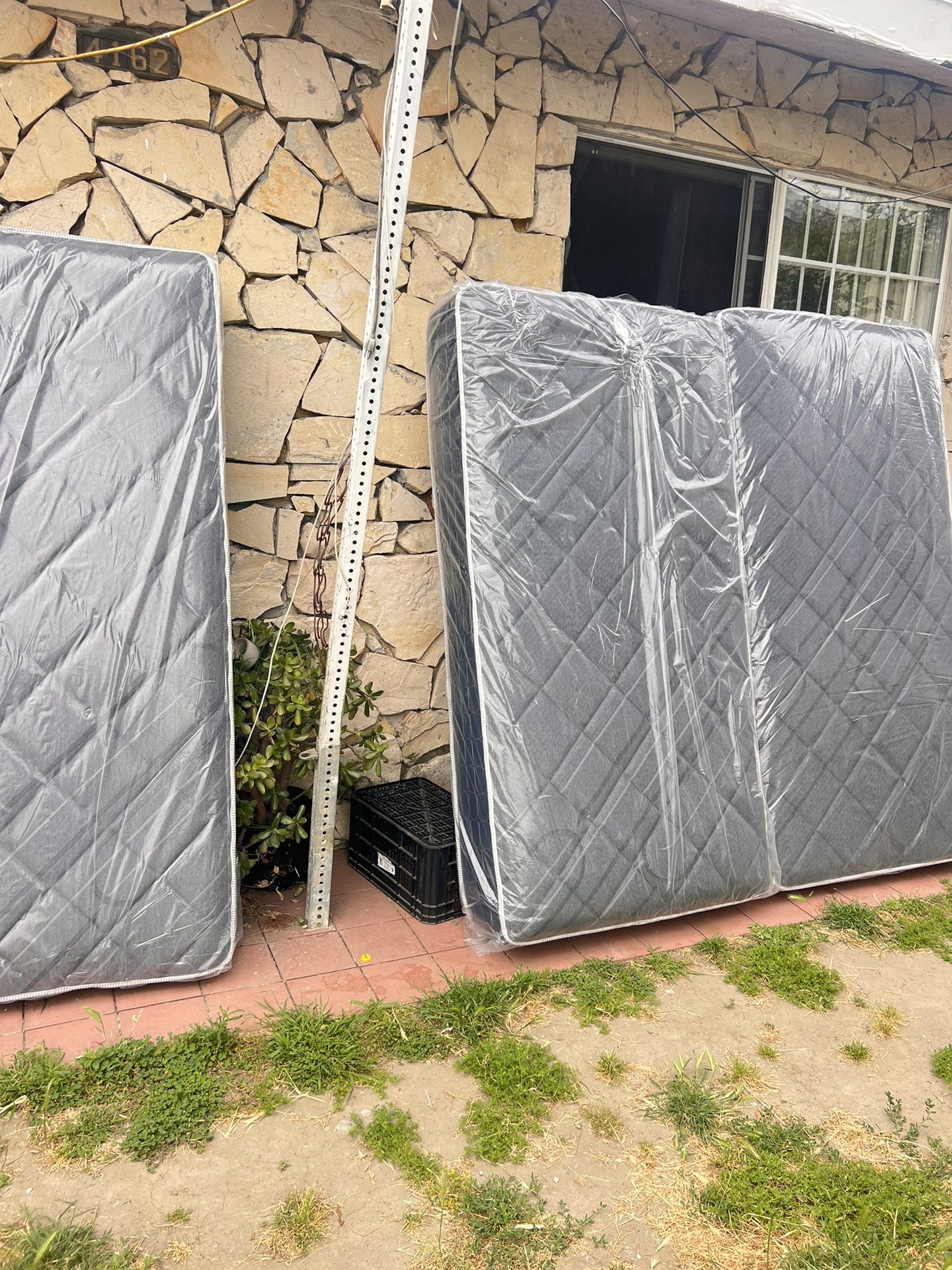 Litera Twin Size Nueva En Caja Incluye Colchones 