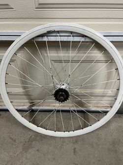 Rear fixed gear wheel 700c