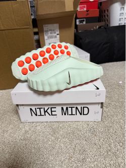 Nike mid 001 slide size 6W