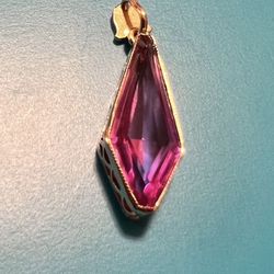 gold pendant with ruby ​​stone. 583* for the period of the USSR!