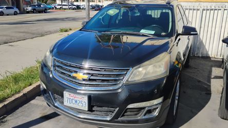 2014 Chevy traverse  $3600 dolares