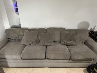 Lazy Boy Couch 8Ft 