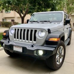 Jeep Wrangler JL front grill