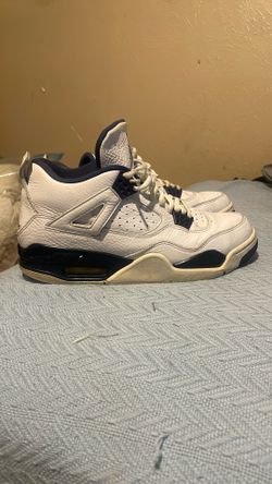 Jordan 4 Columbia