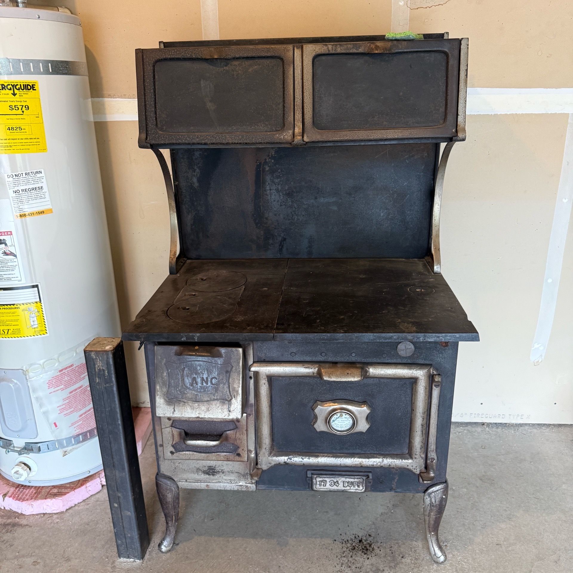 Antique FS Lang Mfg Wood Stove