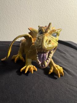Yellow Dragon Fantasy Figure vinyl