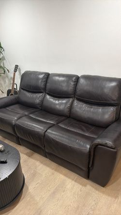Recliner sofa good leather