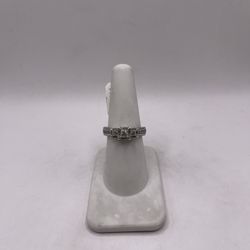 14kt Gold Diamond Engagement Style Ring 