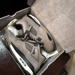 Air Jordan 4 Cave/Stone 