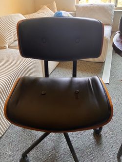 MidCentury Modern Chair From Urban Outfitters