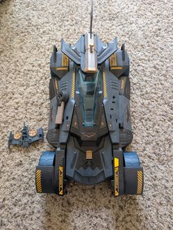 Batmobile transforming playset