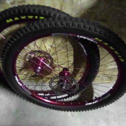 Mountain Bike 26" Red Anodized Rims